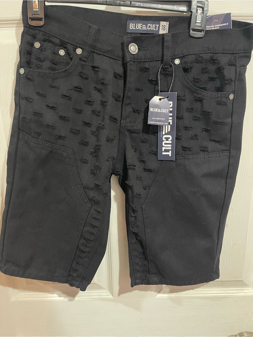 BLUE CULT Women's Black Distressed Denim Shorts